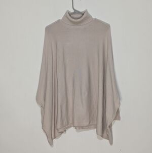 NWT Alfani Women's Small Poncho With Sleeves